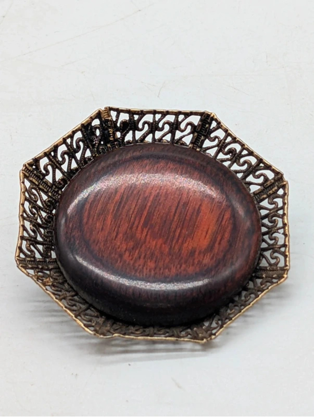 Vintage Filigree Wooden Oval Inset Brooch Pin